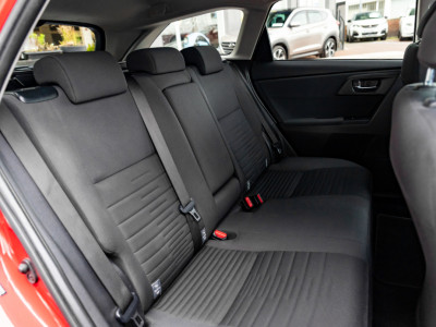 2016 Toyota Auris