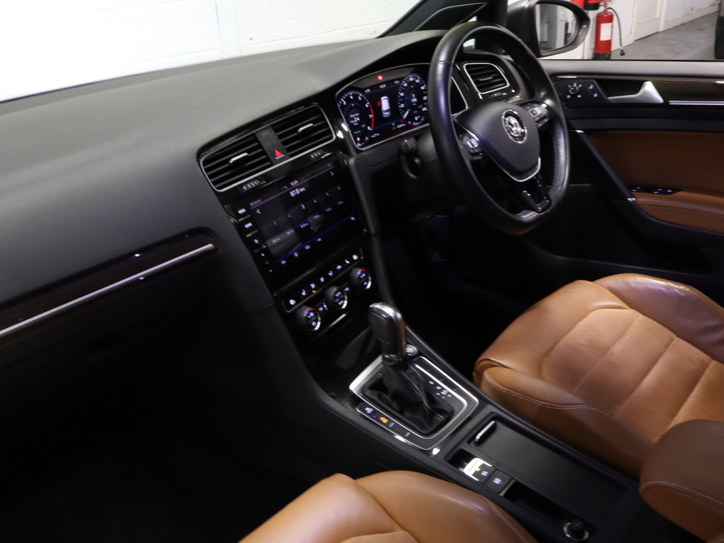 2018 Volkswagen Golf