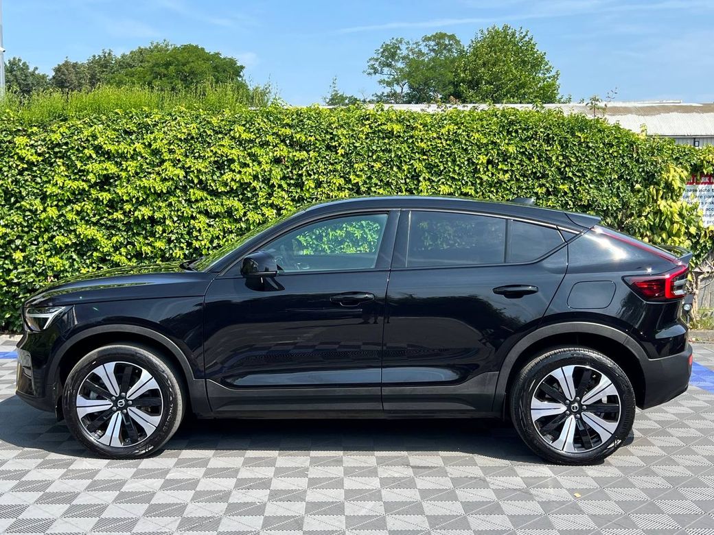 2023 Volvo C40