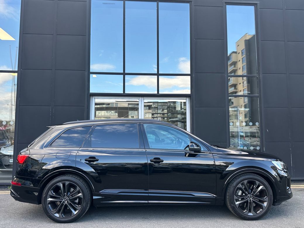 2025 Audi Q7