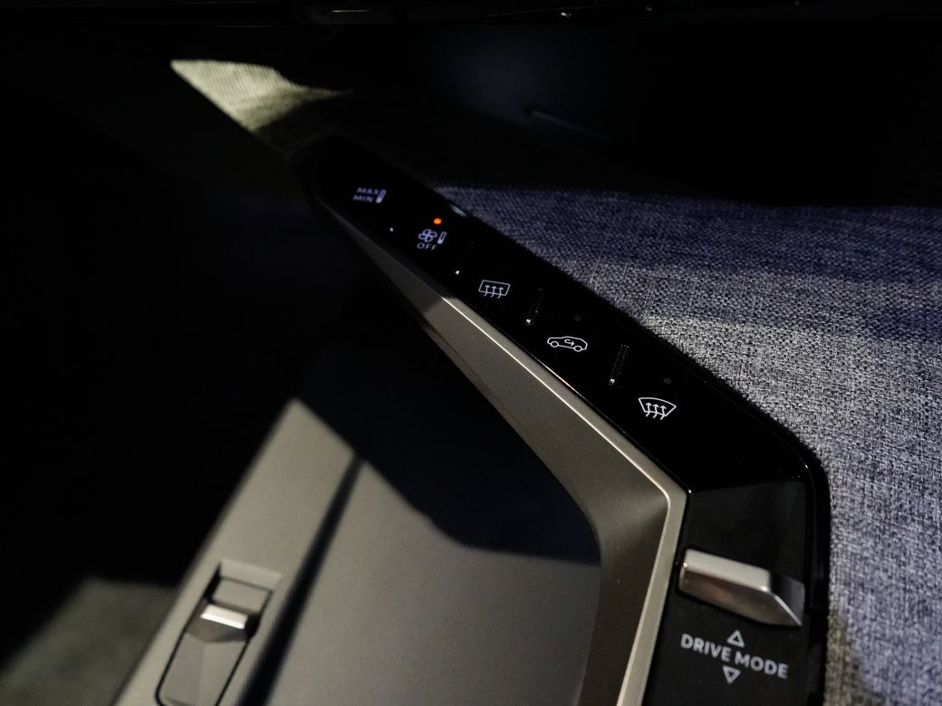 2025 Peugeot 3008