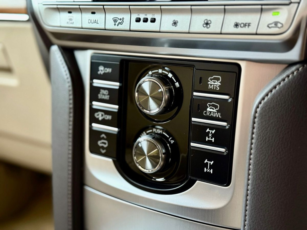 2023 Toyota Landcruiser