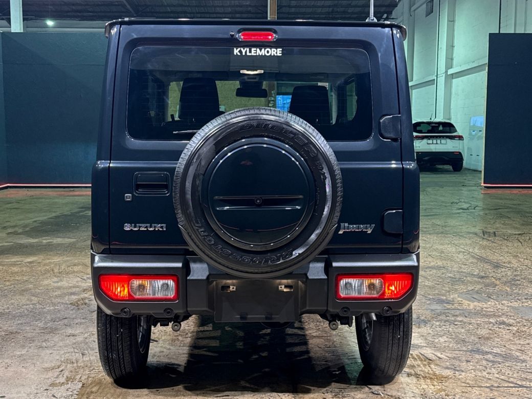 2025 Suzuki Jimny