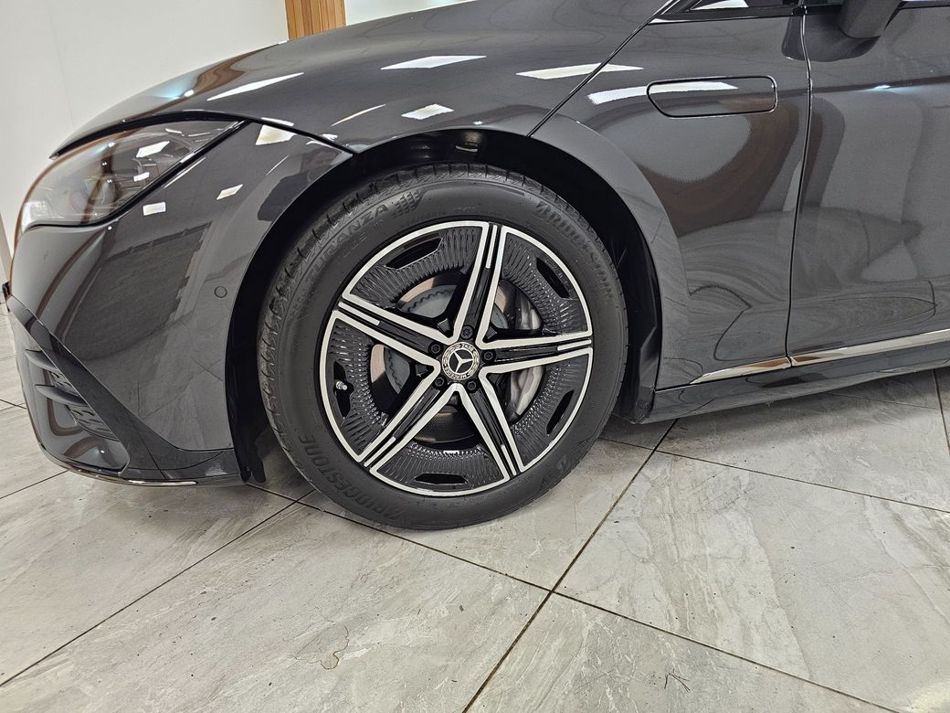 2025 Mercedes-Benz EQE