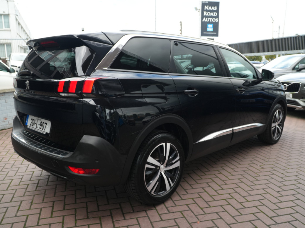 2020 Peugeot 5008