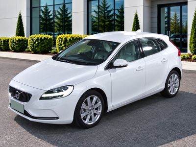 2018 Volvo V40