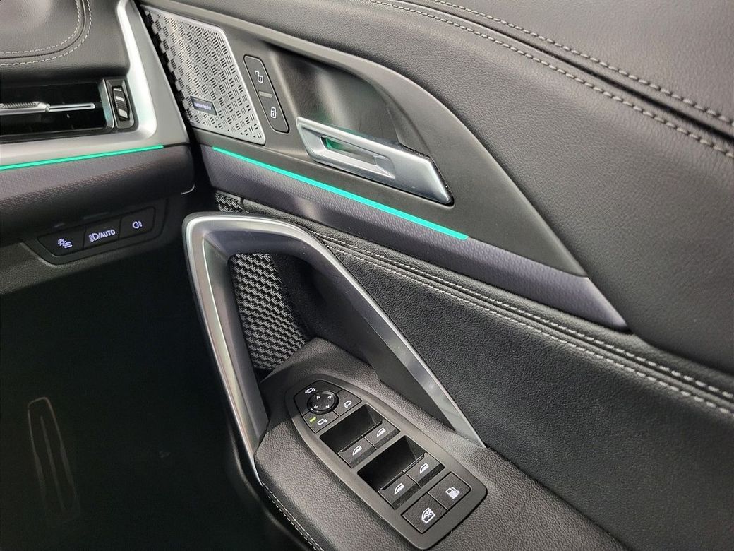 2023 BMW X1