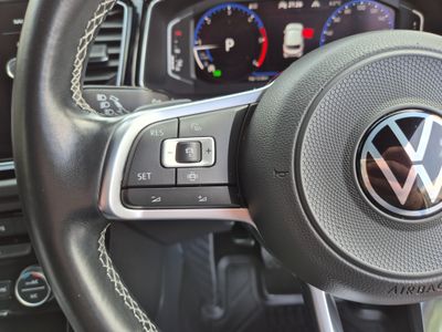 2022 Volkswagen T-Roc