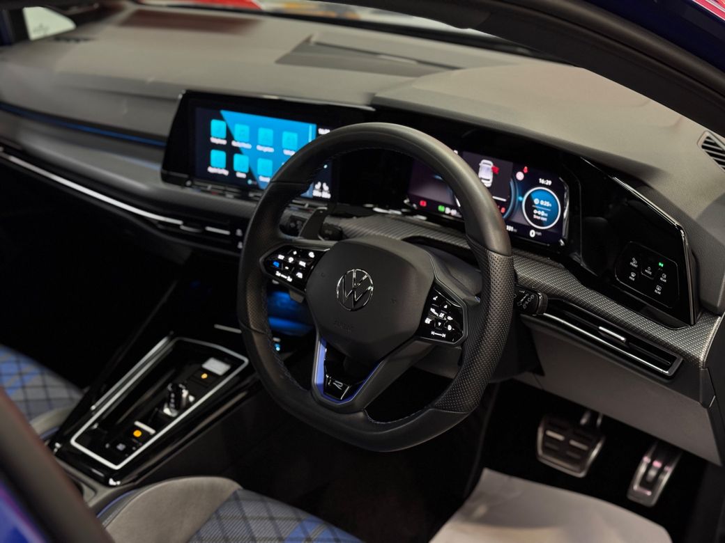 2024 Volkswagen Golf