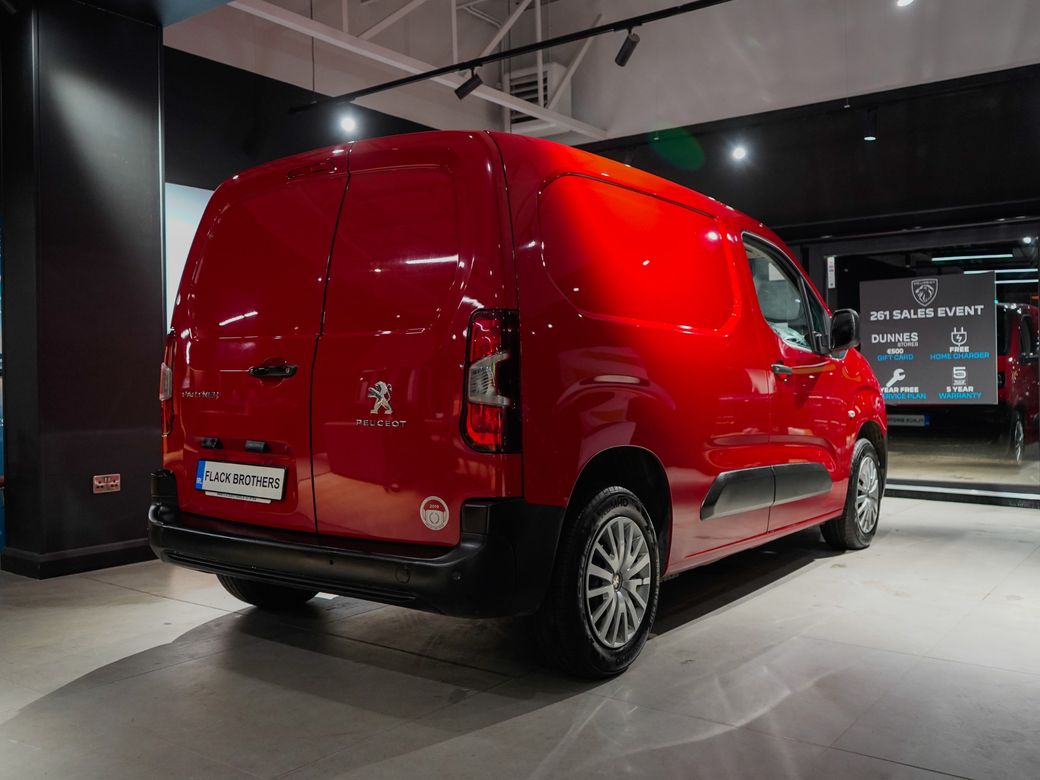 2019 Peugeot Partner