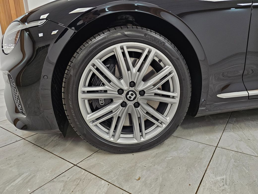 2025 Bentley Continental