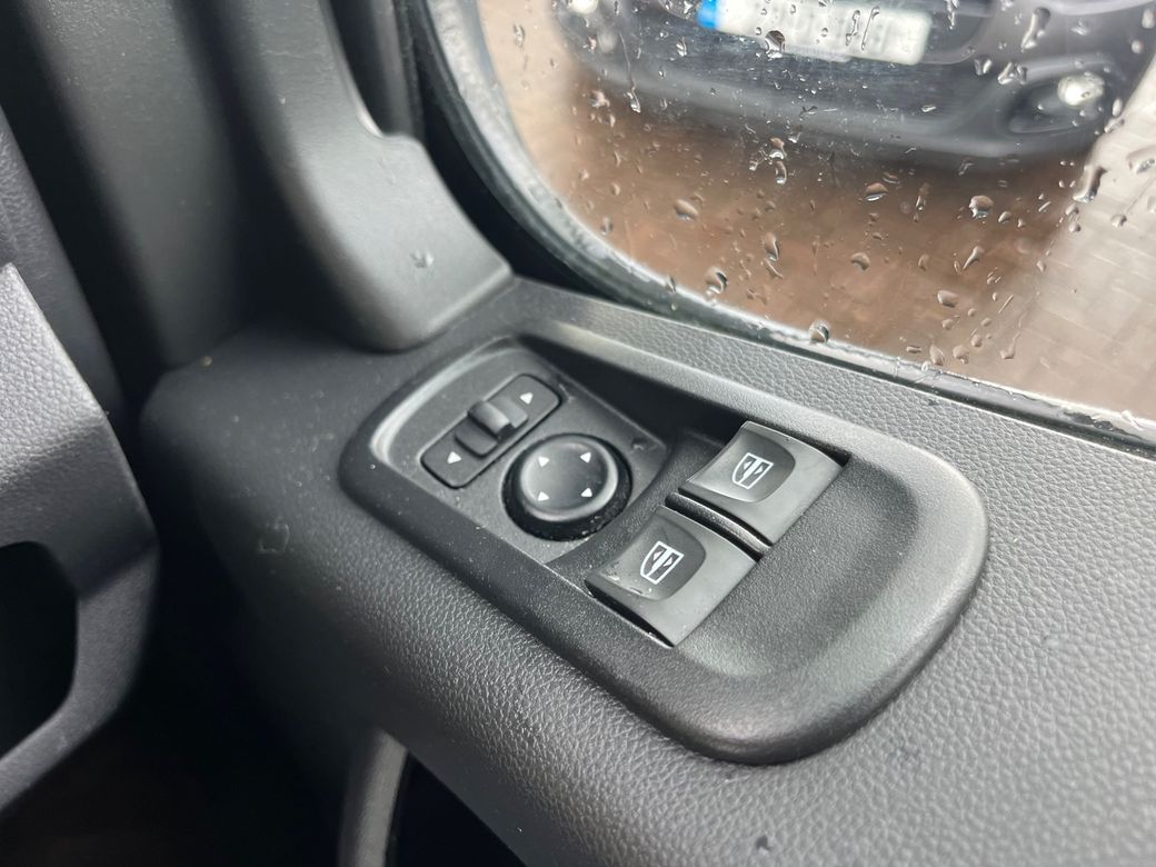 2022 Renault Master