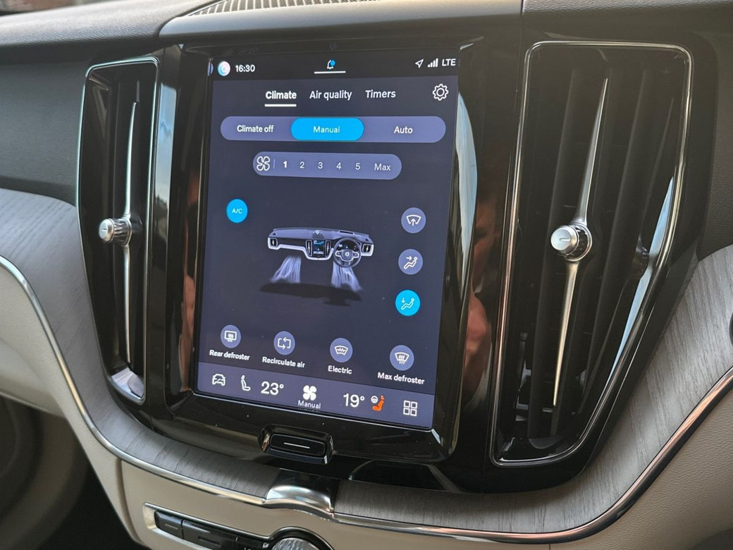 2023 Volvo XC60