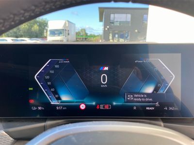 2025 BMW i4