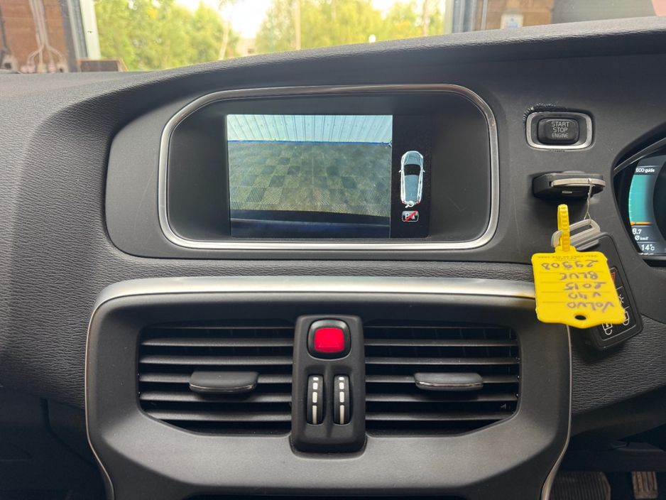 2015 Volvo V40