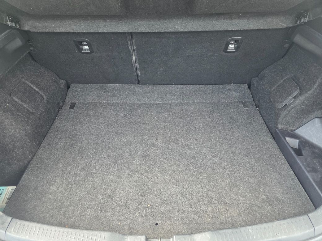 2017 Toyota Auris