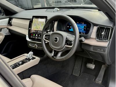 2025 Volvo XC90