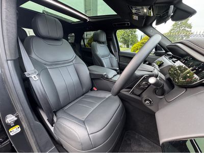 2025 Land Rover Range Rover Sport