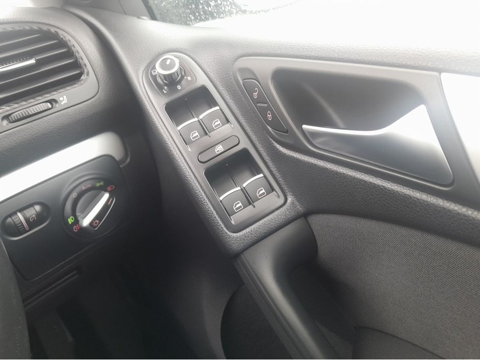 2012 Volkswagen Golf