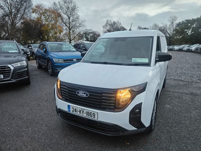 2024 Ford Transit Courier
