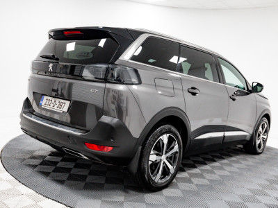 2023 Peugeot 5008