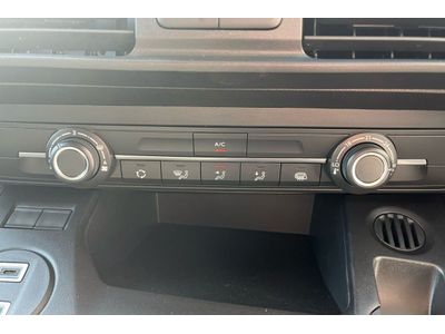 2024 Peugeot Partner