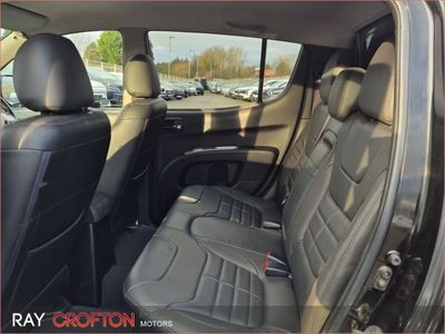 2015 Mitsubishi L200