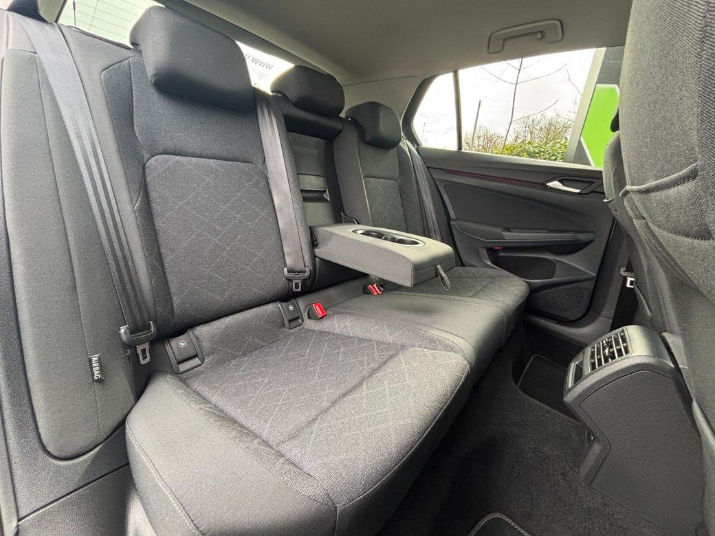 2022 Volkswagen Golf