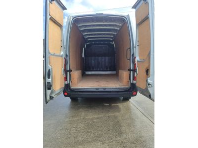 2022 Renault Master