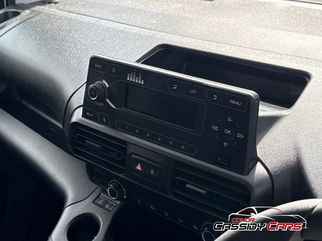 2021 Peugeot Partner