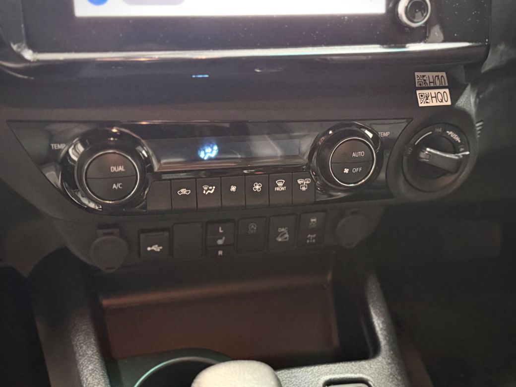 2025 Toyota Hilux