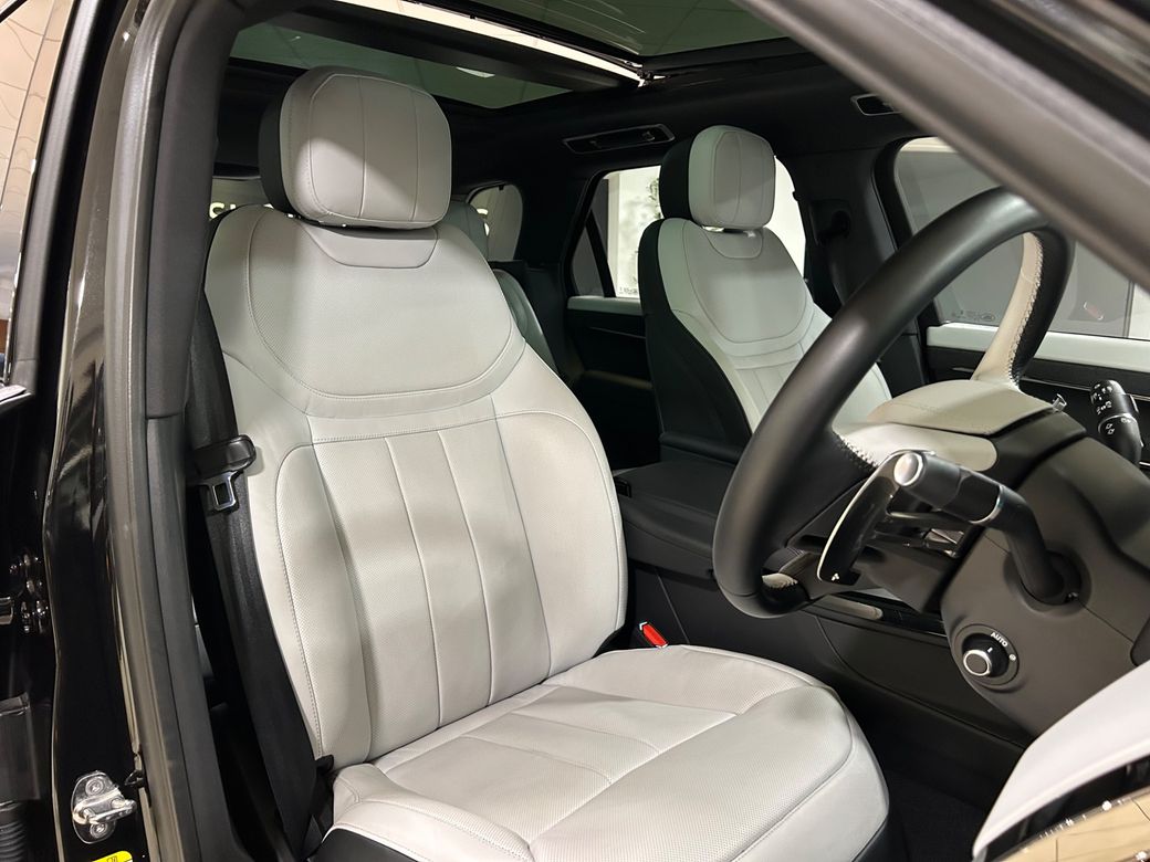 2024 Land Rover Range Rover Sport