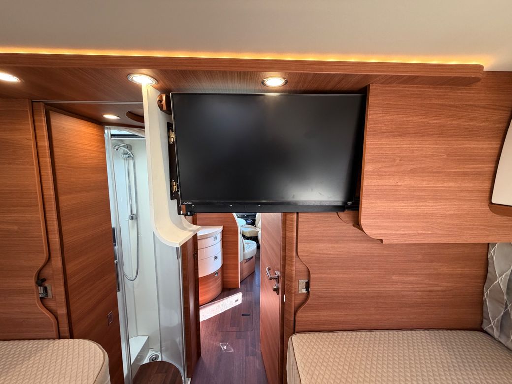 2022 CARTHAGO  CHIC C-LINE 4.9 LEL  R.H.D AUTO C1 REQUIRED 