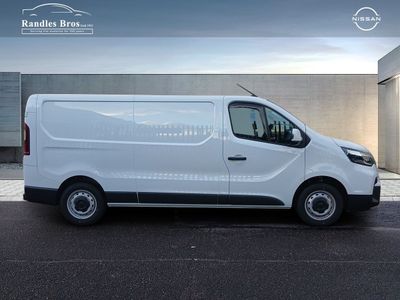 2025 Nissan Primastar