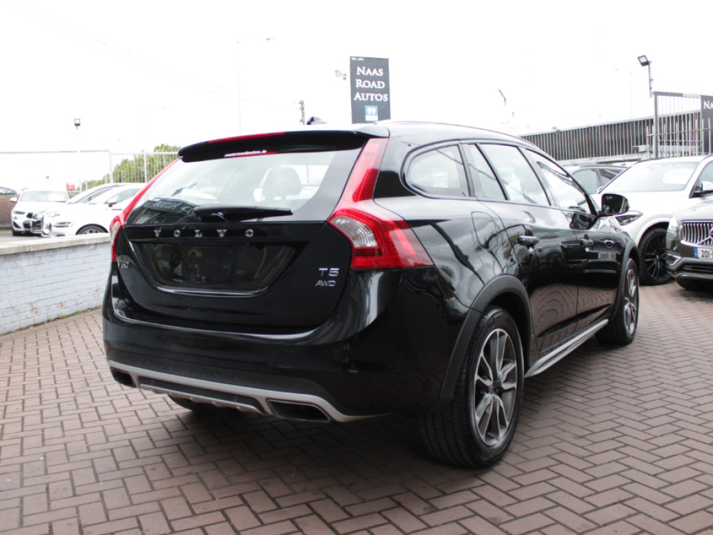 2017 Volvo V60