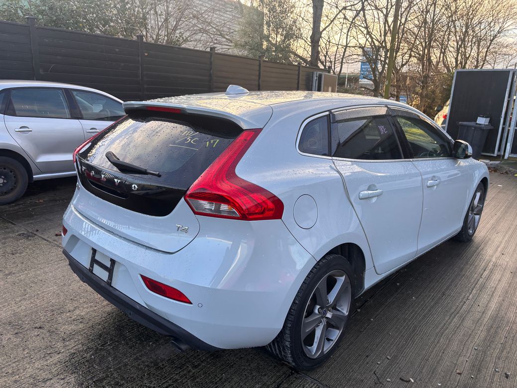 2013 Volvo V40