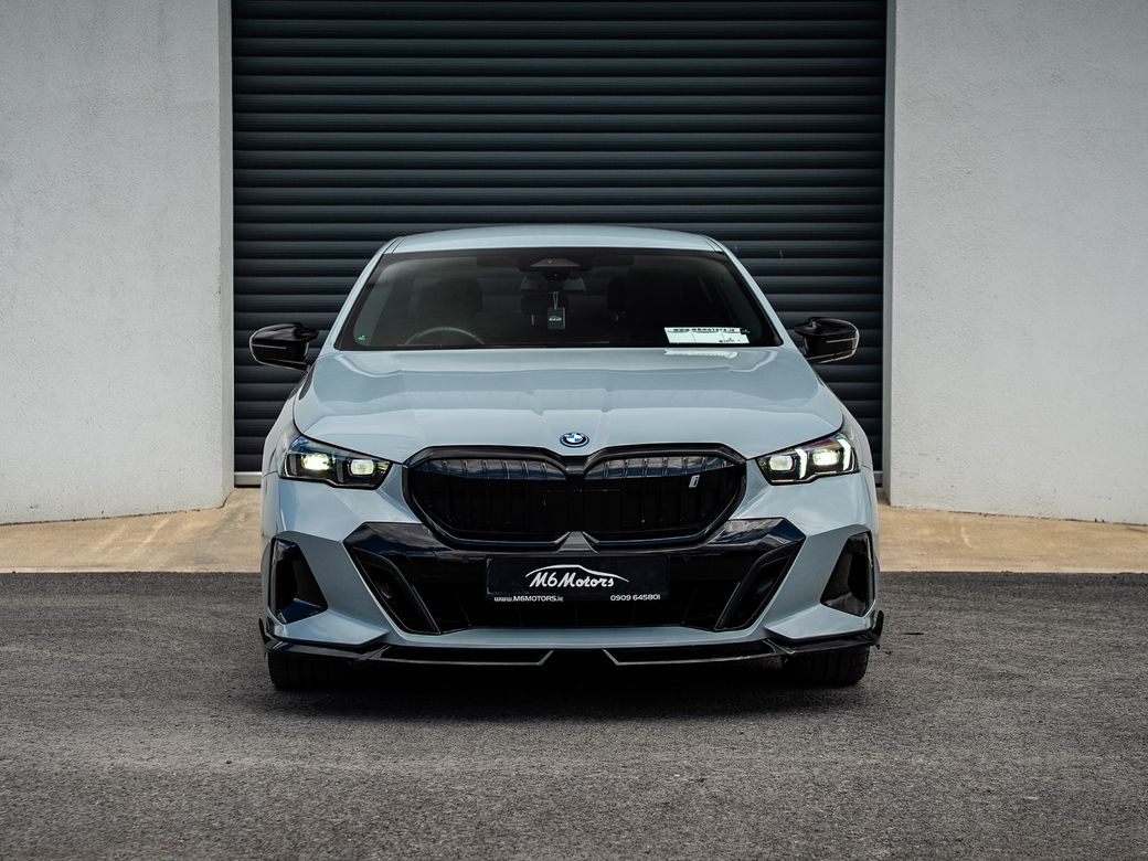 2024 BMW i5