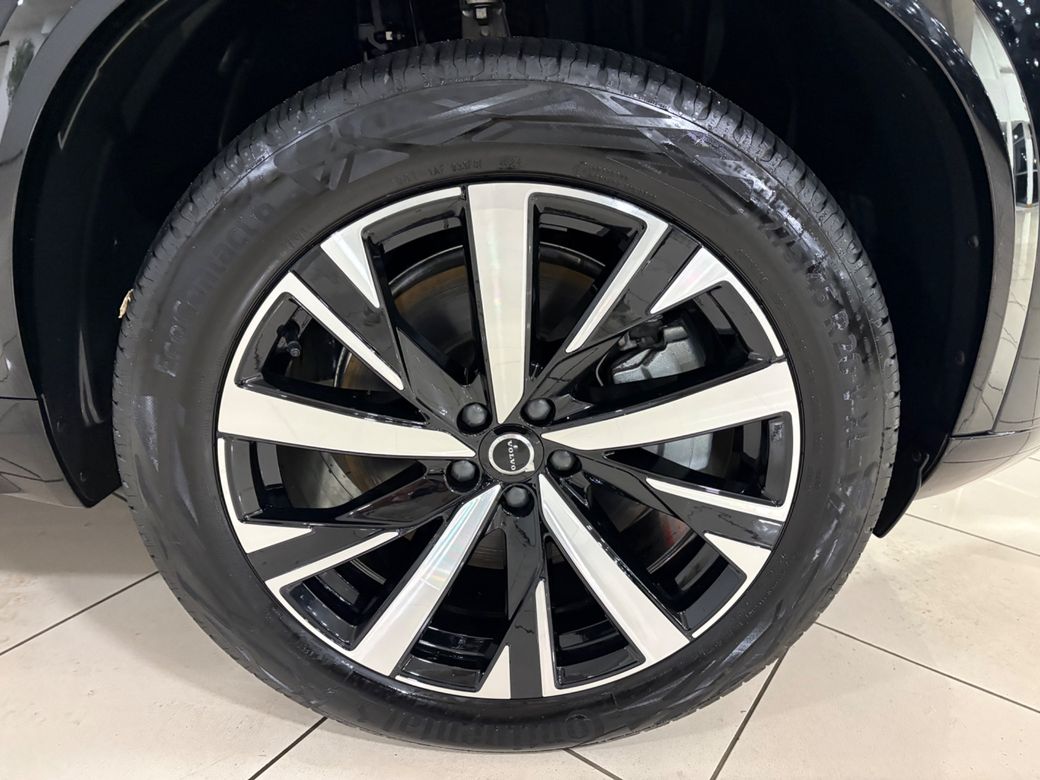 2025 Volvo XC90