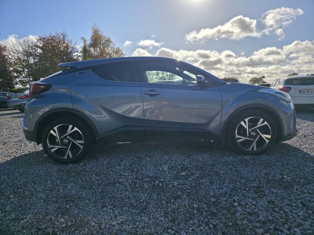 2024 Toyota C-HR