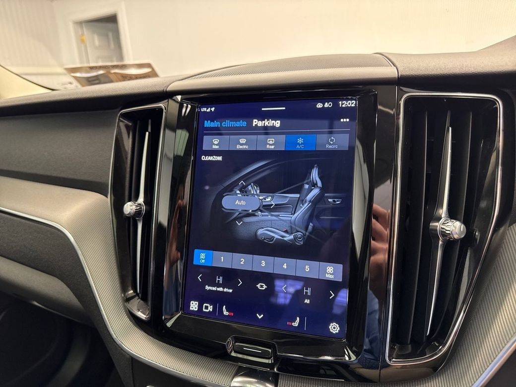 2023 Volvo XC60
