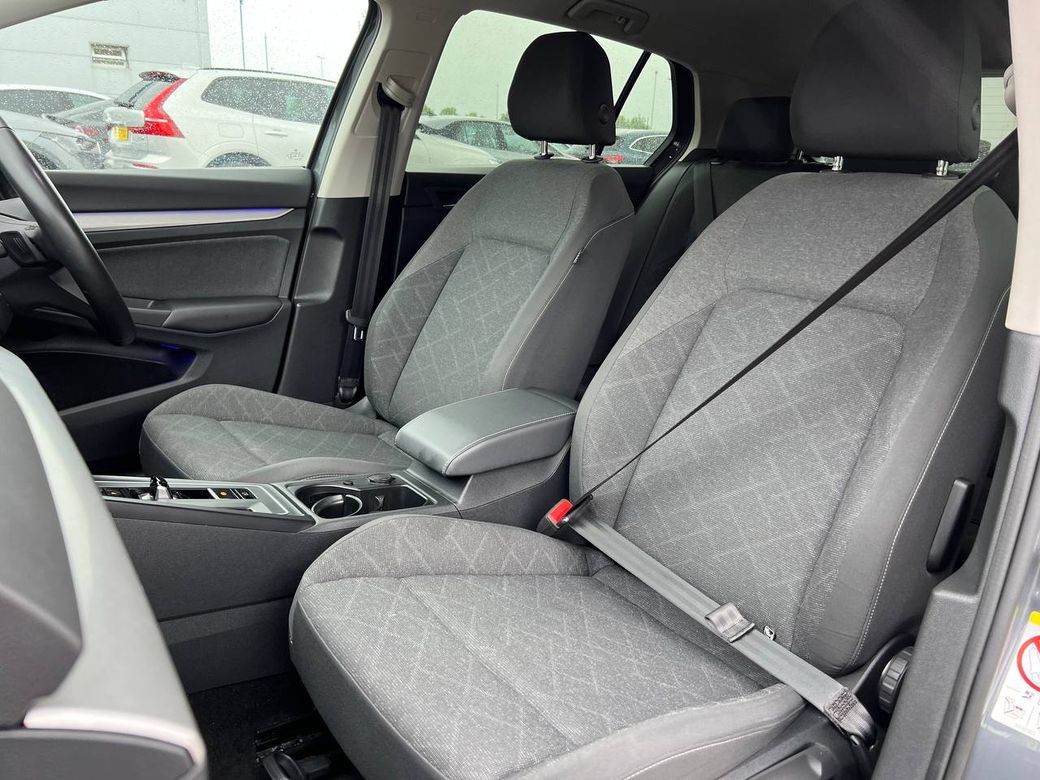 2023 Volkswagen Golf