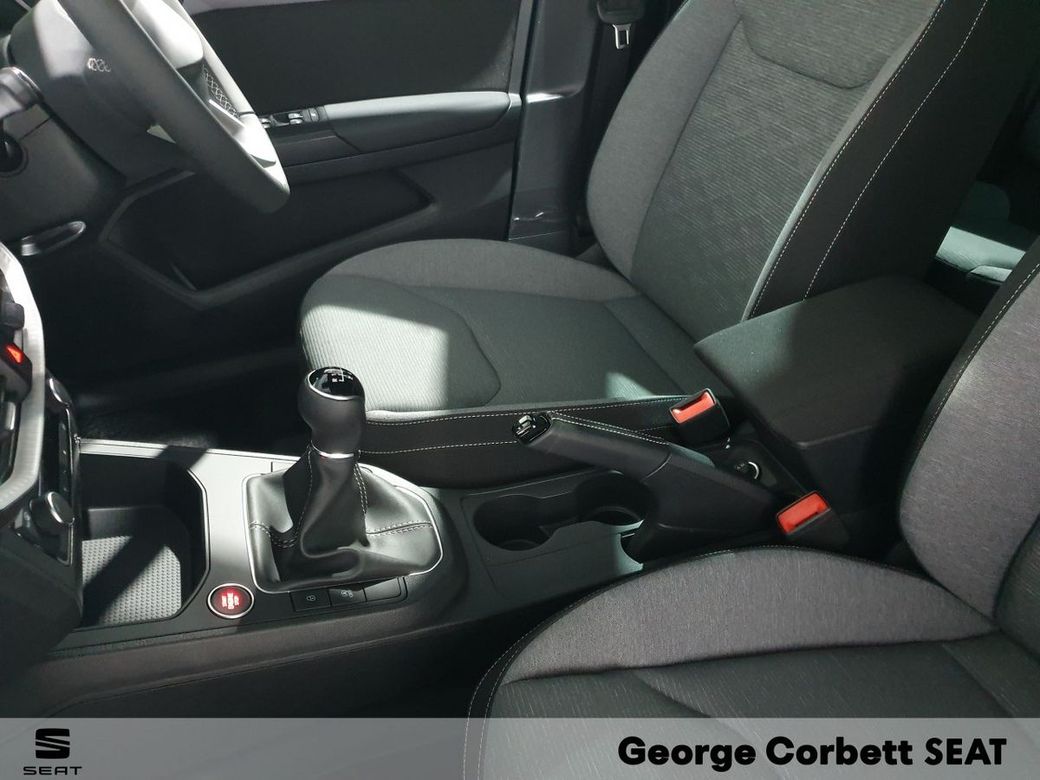 2025 SEAT Leon