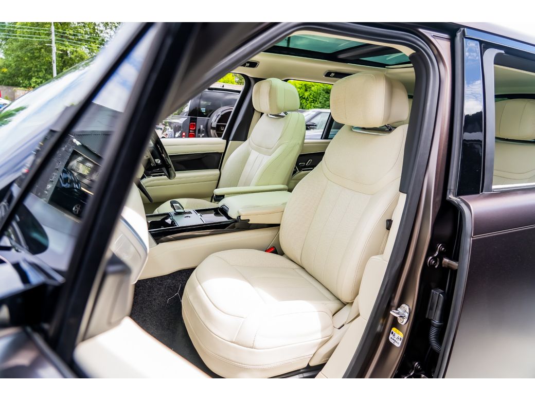 2025 Land Rover Range Rover