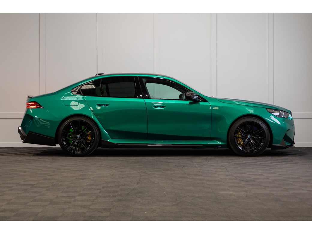2024 BMW M5