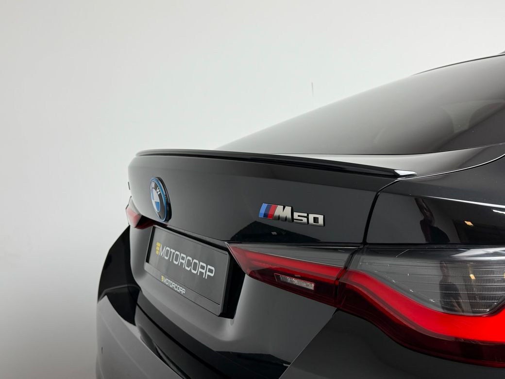 2022 BMW i4