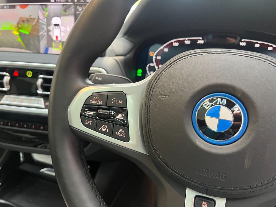 2025 BMW iX3