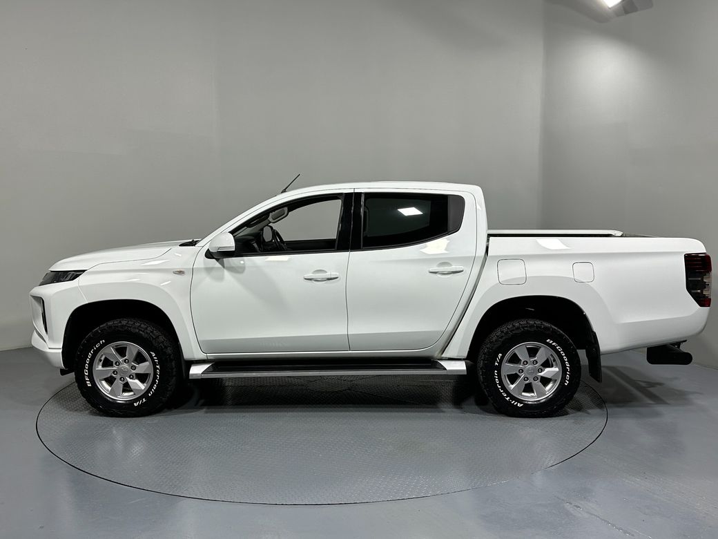 2020 Mitsubishi L200