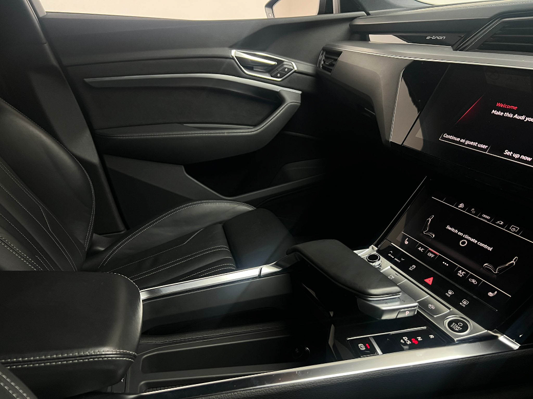2022 Audi e-tron