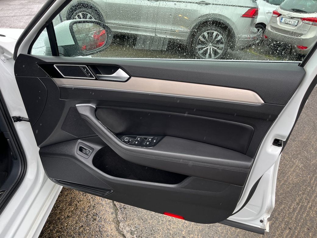 2016 Volkswagen Passat