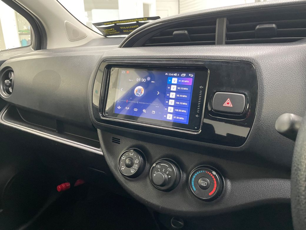 2017 Toyota Vitz